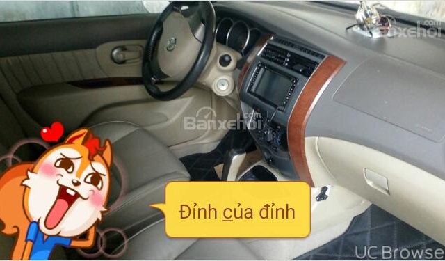 Cần bán gấp Nissan Grand Livina đời 2011, màu xám chính chủ 