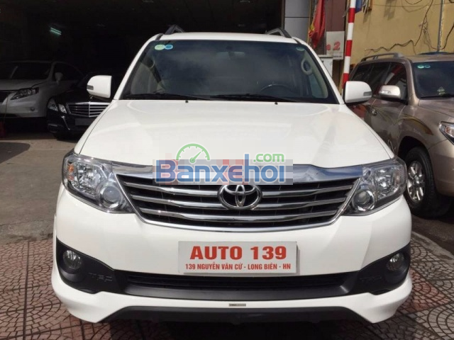 Bán ô tô Toyota Fortuner, màu trắng, trong nước, đại lý bán