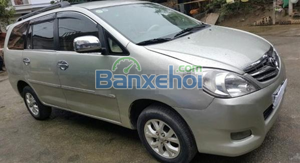 Bán xe ô tô cũ Toyota Innova cũ SX 2007, giá thỏa thuận