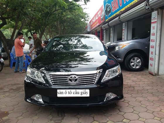 Toyota Camry 2.5Q Sx 2013, màu đen, số tự động, xe mới đi được 12000km