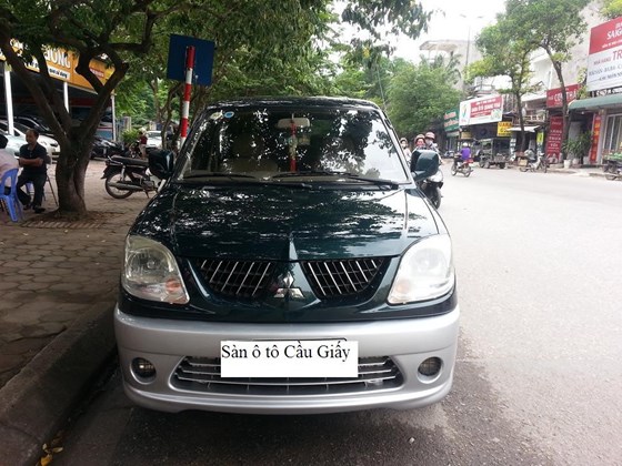 Cần bán gấp Mitsubishi Jolie đời 2005, màu xanh, xe nhập, số sàn