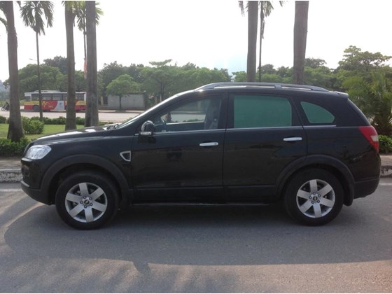 Cần bán Chevrolet Captiva đời 2009, màu đen, xe nhập giá 350 tr