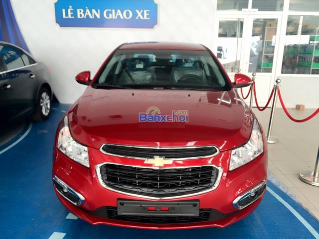 Bán xe Chevrolet Cruze đời 2015, màu đỏ xe đẹp