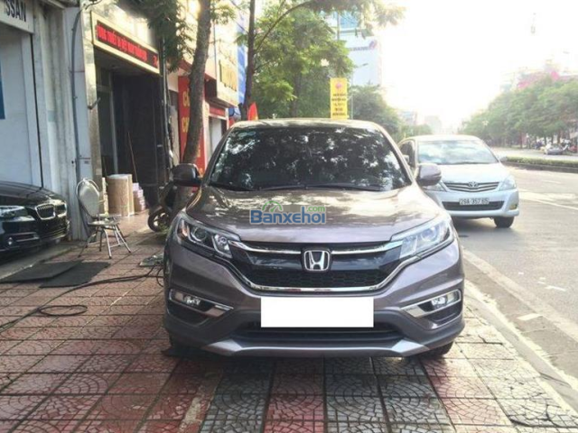 Bán xe Honda CR V 2.0AT đời 2015, màu nâu, như mới