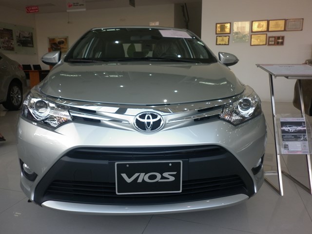 Xe Toyota Vios đời 2015, màu xám, xe nhập, 549 triệu