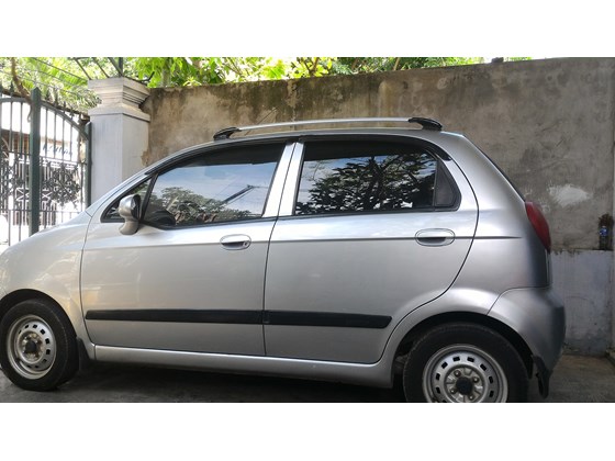 Xe Chevrolet Spark Van 2009 cũ màu ghi bạc còn đẹp, đã đi 71.000 km