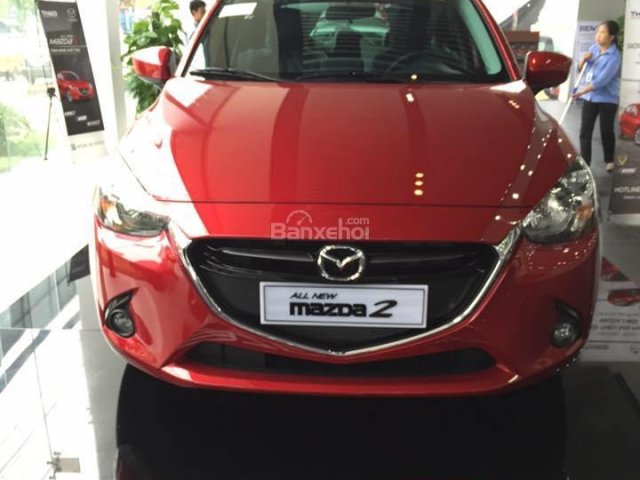 Cần bán xe Mazda 2 đời 2017, màu đỏ