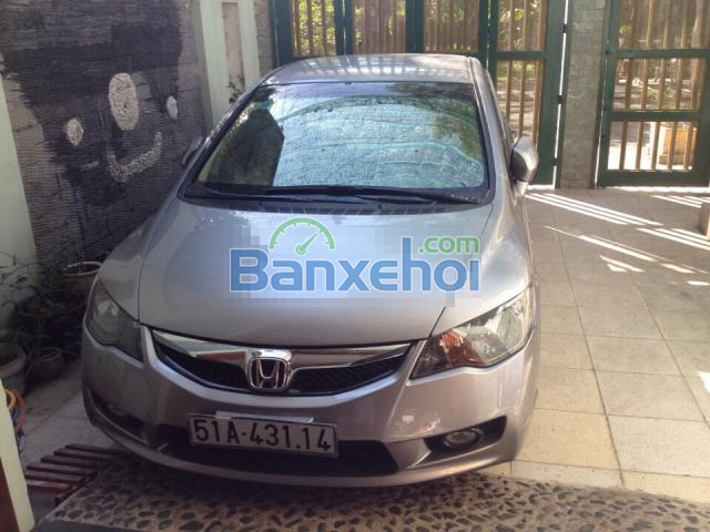 Bán ô tô Honda Civic đời 2010, màu bạc, nhập khẩu nguyên chiếc