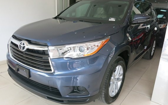 Bán xe Toyota Highlander LE 2015, xe màu xanh