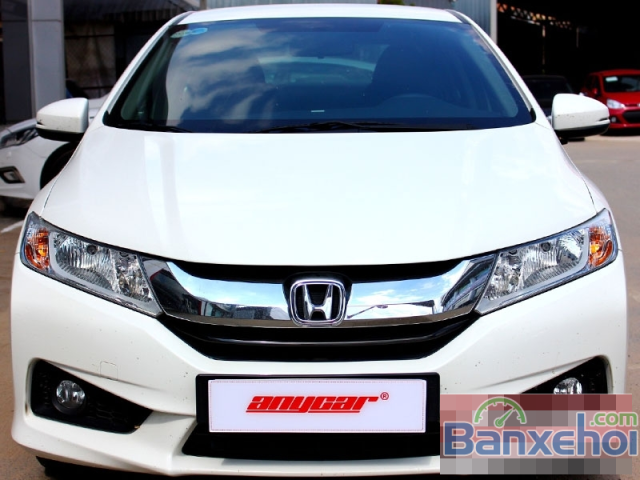 Bán Honda City 1.5AT sản xuất 2015, màu trắng, số tự động