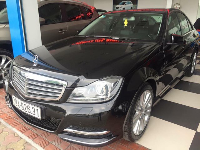 Bán ô tô Mercedes C250 2011, màu đen, nhập khẩu