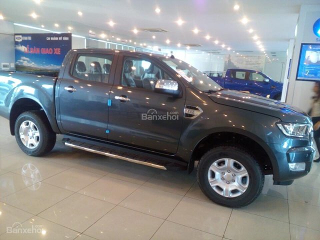 Bán Ford Ranger 2.2 XLT đời 2017, xe nhập, tặng nắp thùng, lót thùng, đủ màu, giao xe luôn kèm hỗ trợ thủ tục