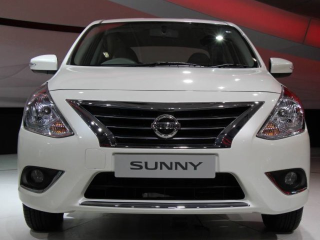 Cần bán xe Nissan Sunny năm 2015, màu trắng