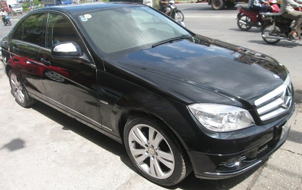 Cần bán lại xe Mercedes 2009, màu đen, xe đẹp 