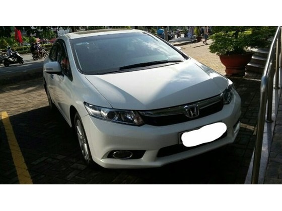 Cần bán lại xe Honda Civic đời 2013, màu trắng, nhập khẩu chính hãng