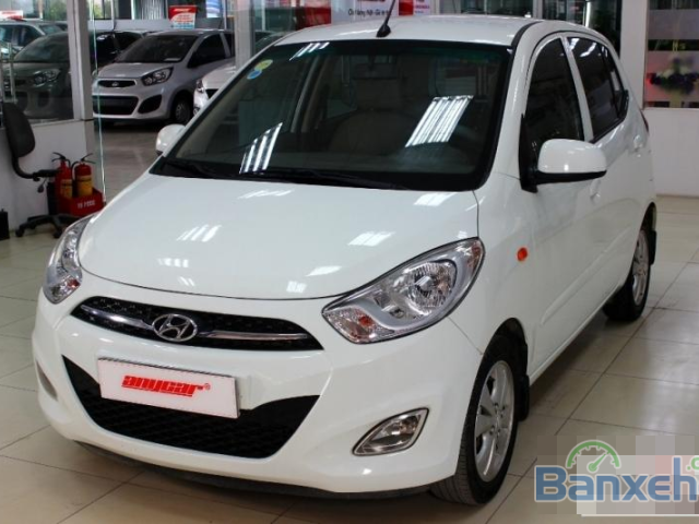 Cần bán xe Hyundai i10 1.1MT đời 2012, màu trắng