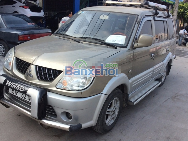 Bán xe Mitsubishi Jolie 2.0 đời 2004, màu vàng, 230 triệu