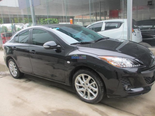 Cần bán lại xe Mazda 3 đời 2014, màu đen, số tự động