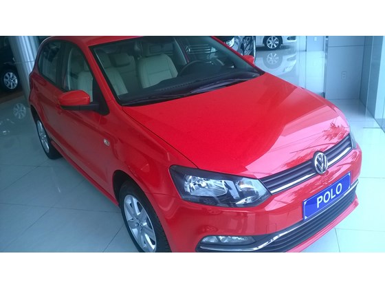 Cần bán xe Volkswagen Polo đời 2015, màu đỏ, xe nhập, giá chỉ 751 triệu