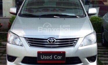 Bán xe Toyota Innova đời 2013, màu bạc, số sàn, 705tr