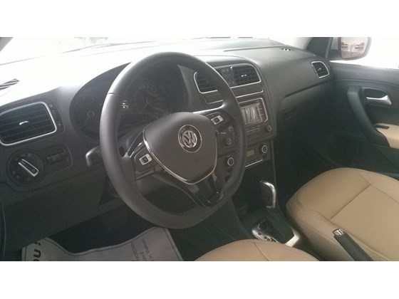 Bán ô tô Volkswagen Polo năm 2015, nhập khẩu chính hãng, giá tốt