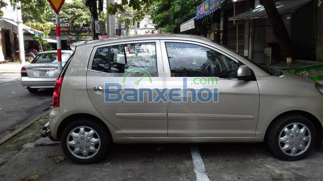 Cần bán xe Kia Morning đời 2011, màu bạc, nhập khẩu, xe gia đình, 255 triệu