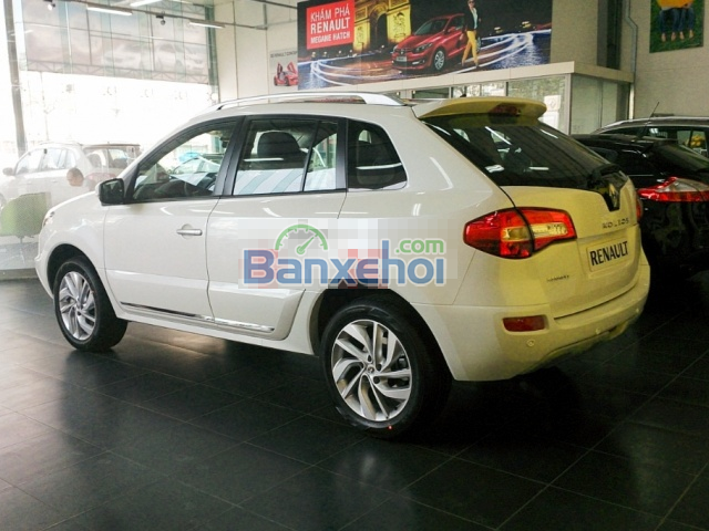 Cần bán xe Renault Koleos 2.5 4x2 đời 2014, màu trắng, nhập khẩu nguyên chiếc