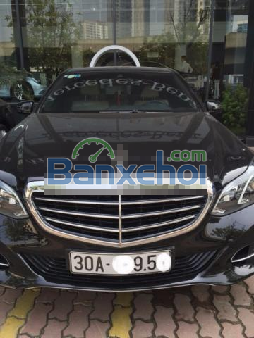 Cần bán lại xe Mercedes E200 đời 2015, màu đen, nhập khẩu chính hãng, chính chủ