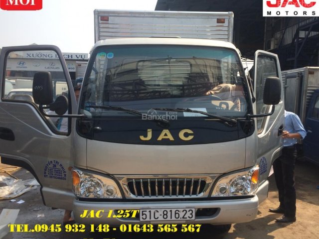 Xe JAC 1.5 tấn, xe tải JAC 1T5 thùng kín, bán xe JAC 1.5T 2016 trả góp