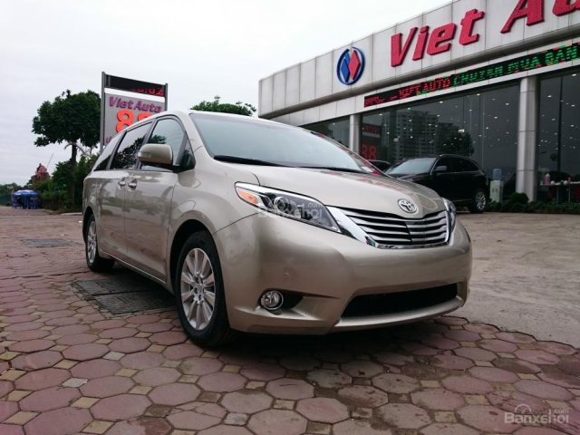 Toyota Sienna năm 2015, màu vàng, nhập khẩu nguyên chiếc