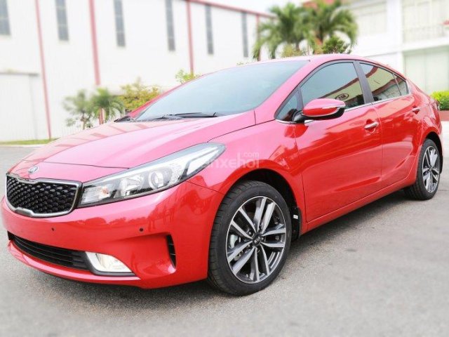 Cần bán Kia Cerato đời 2018, nhiều màu hỗ trợ ngân hàng lãi suất cạnh tranh