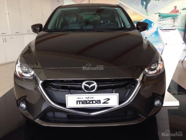 Bán ô tô Mazda Hatchback đời 2017, màu nâu, siêu giảm giá