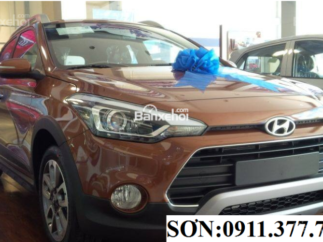 Bán ô tô Hyundai i20 Active 2018, màu nâu, LH Sơn: 0911.377.773