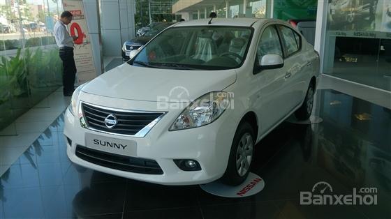 Bán Nissan Sunny MT 1.5DOHC, màu trắng, giá chỉ 463 triệu, hotline 24/7. 0985411427