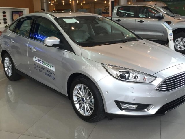 Bán Ford Focus Trend mới 100% - màu bạc, giao ngay, giá rẻ, hotline 033.613.5555