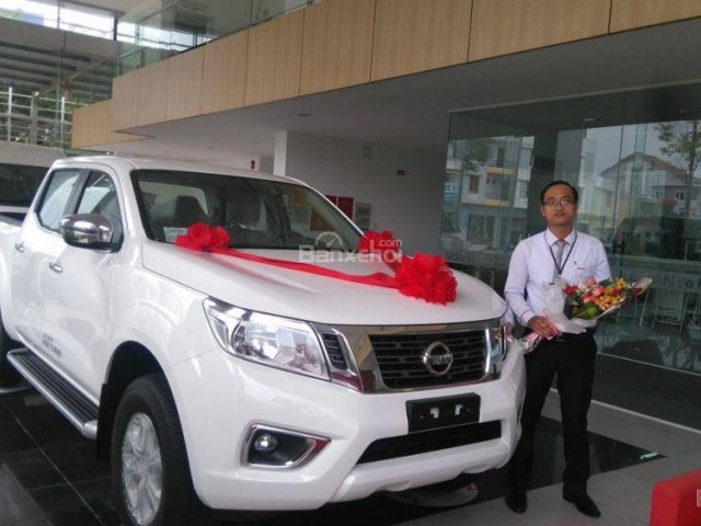 Nissan Navara 2.5EL Premium 2017, màu trắng, giao xe ngay LH 0985411427