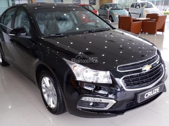 Bán xe Chevrolet Cruze phiên bản mới 2018, giá rẻ nhất cạnh tranh nhất