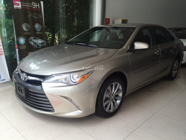 Bán Toyota Camry XLE đen, trắng, màu ghi vàng, ghi bạc giao ngay. LH 0904754444