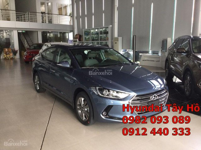 Hyundai Tây Hồ bán xe Hyundai Elantra 2017, giá tốt, KM lớn gọi 0982093089