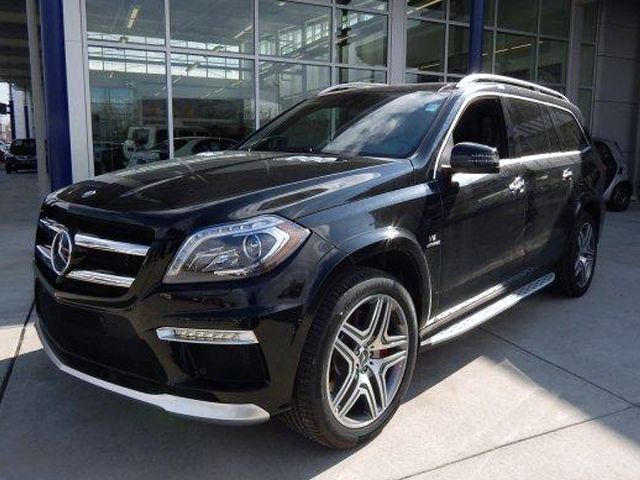 Bán xe Mercedes 63 AMG 5.5L V8 đời 2016, màu đen, nhập khẩu chính hãng