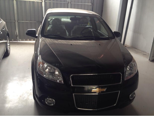 Bán ô tô Chevrolet Aveo 1.5 MT 2016, màu đen, xe mới