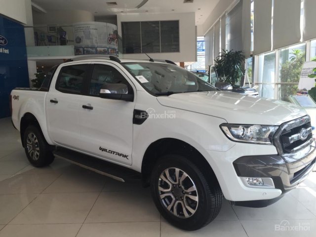 Ford Thủ Đô bán Ford Ranger XL 4X4 MT đời 2017 nhiều màu, giá rẻ nhất, trả góp 80% tại Nam Định