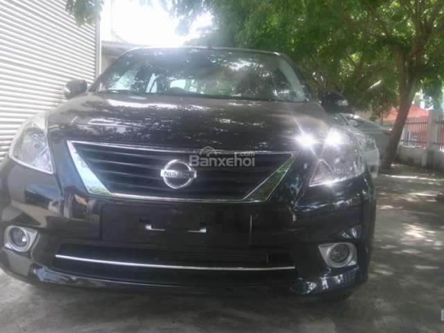 Nissan Sunny 1.5DOHC 2017, màu đen, giá hấp dẫn. LH 0985411427