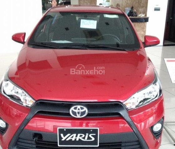 Bán Toyota Yaris E sản xuất 2017, màu đỏ, giá tốt