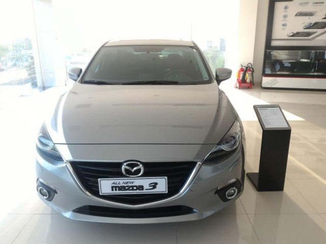 Cần bán xe Mazda 3 đời 2015, xe mới