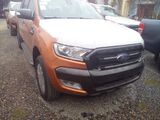 Giao ngay Ford Ranger Wildtrak 3.2 AT 2018, đủ màu, tặng nắp thùng chính hãng-tặng 10 triệu PK -Hỗ trợ vay 90%