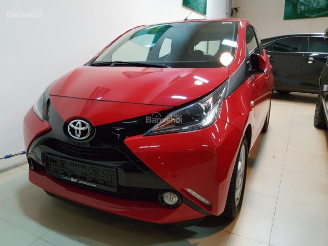 Bán Toyota Aygo sản xuất 2016, màu đỏ, nhập khẩu