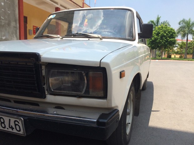 Bán Lada 2107 đời 1991, màu trắng  