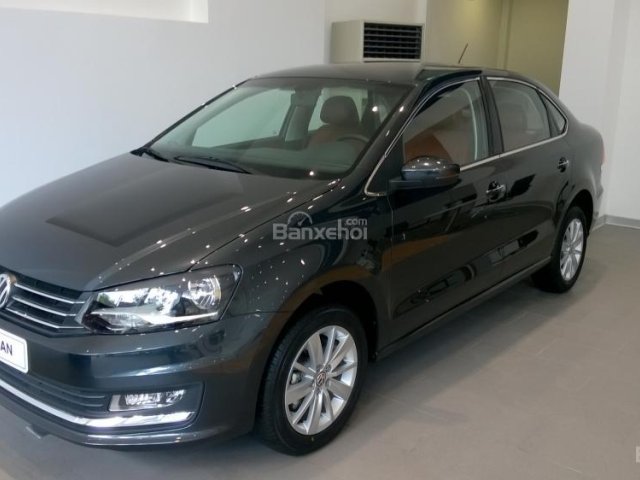 Bán Volkswagen Polo Sedan GP, màu xanh đen, nhập khẩu. Cam kết giá tốt nhất- Thu Hương: 0902.608.293