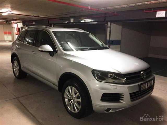 Xe gầm cao nhập Đức Volkswagen Touareg 3.6l GP đời 2016, màu đen. Tặng 100% thuế trước bạ+ BH 2 chiều